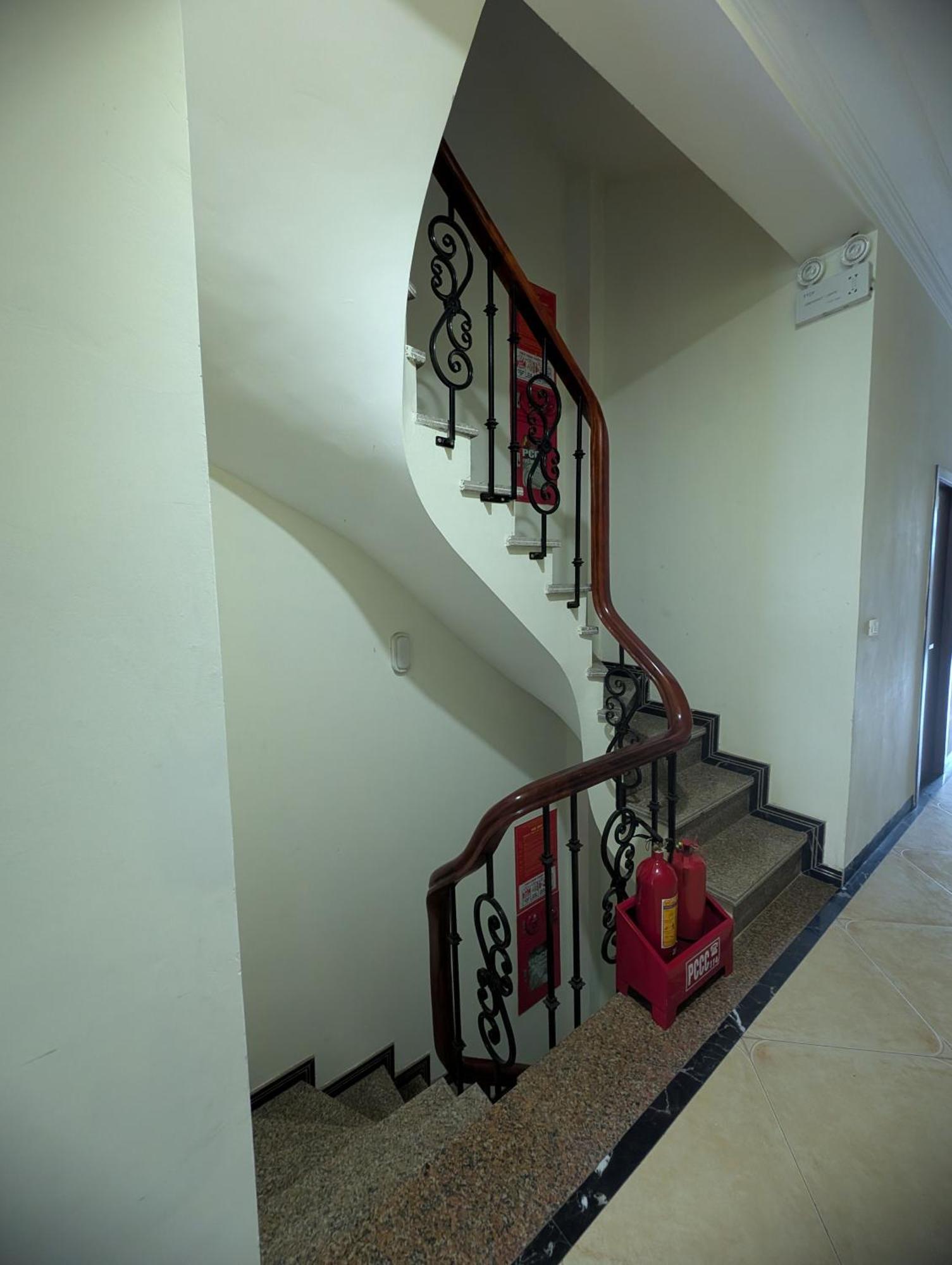 Era Apartment 158 Nguyen Khanh Toan Hanoi Exterior foto